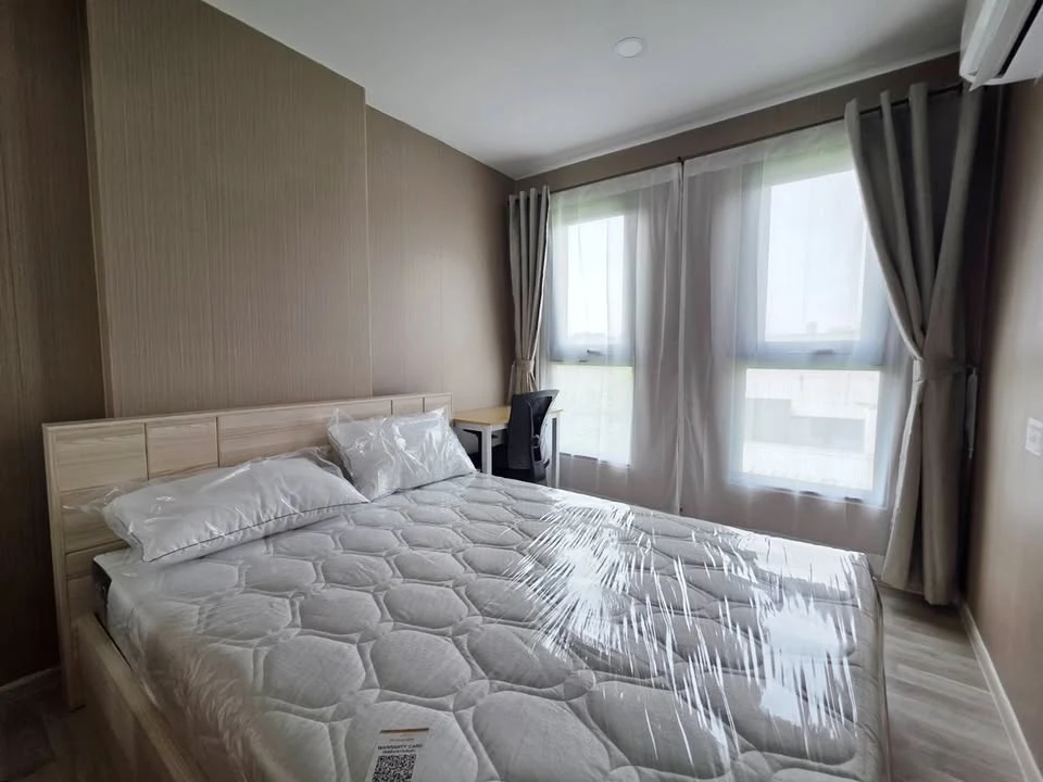 For rent: Aspire Itsaraphap Station. Nice room, fully furnished + appliances included. Just bring your suitcase and move in!