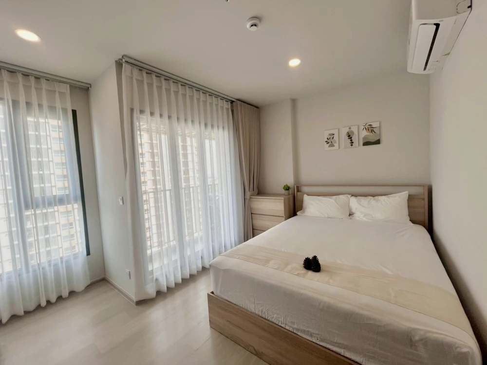 For rent: Aspire Onnut Station, 18th floor. Beautiful view, no buildings obstructing the view, overlooking the river. Book now!