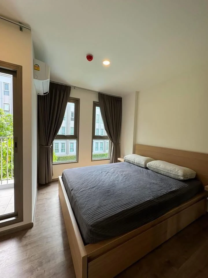 For rent: ASPIRE Pinklao - Arun Ammarin, 1 bedroom, 1 bathroom. Fully furnished with complete amenities. Don't miss out!