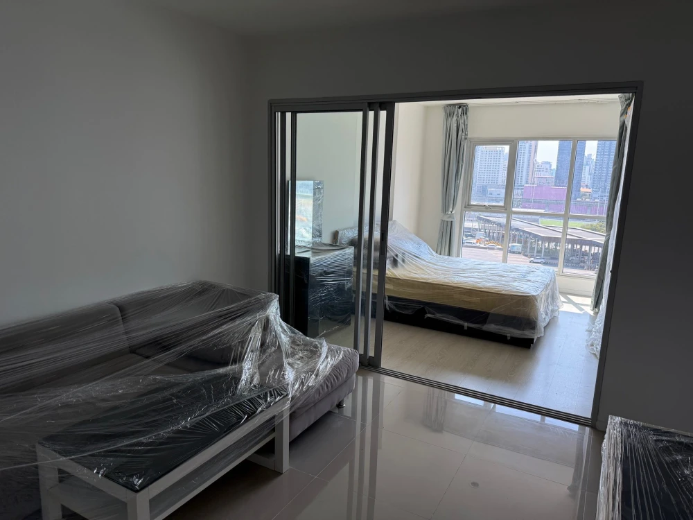 For rent: Aspire Rama 9, 12th floor. Quiet and peaceful. Fully furnished. Spacious and comfortable room. Don't miss out!