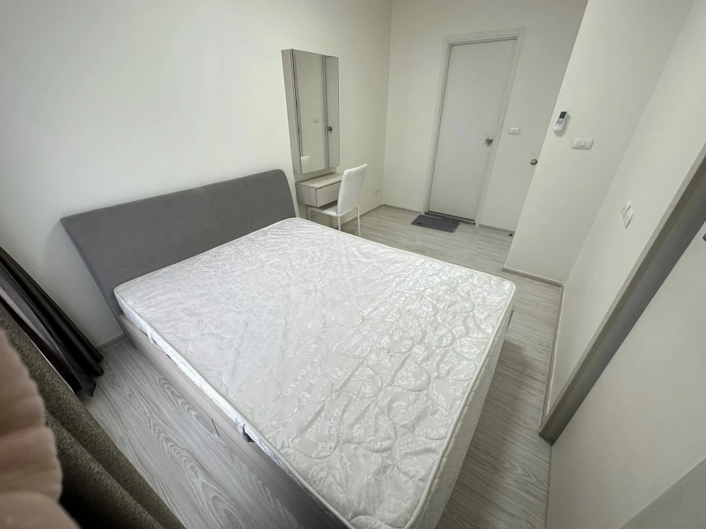 For rent Aspire Rattanathibet 2 1 bedroom 1 bathroom comes with complete furniture and electrical appliances. Don't miss out on this great deal.