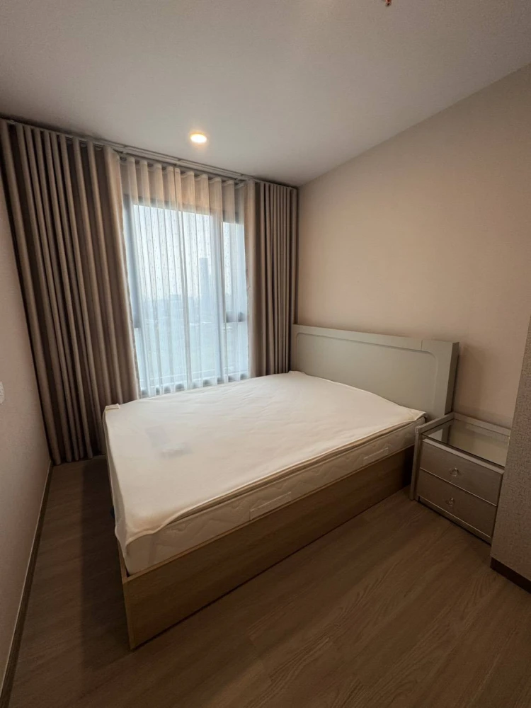 For rent: Aspire Sukhumvit – Rama 4, ready to move in, 8th floor, outside view, open view, south facing, quiet, no blocked view, hurry to reserve.