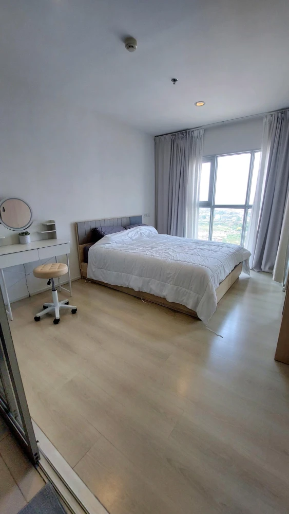 For rent: Aspire Sukhumvit 48, 26th floor, fully furnished, ready to move in. Book now! (Quickly!)