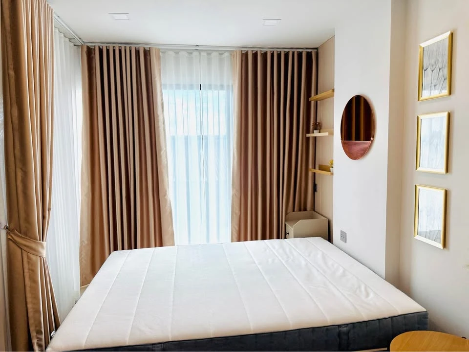 For rent: Atmoz Flow Minburi, a nice room with furniture, a good price, easy on the wallet. Reserve now!