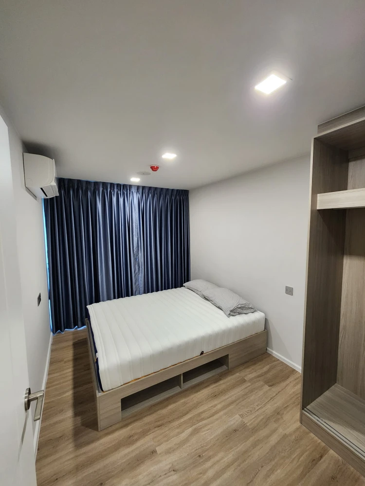 For rent Atmoz flow minburi, a nice room, comes with furniture, complete electrical appliances, good price, hurry and reserve now.