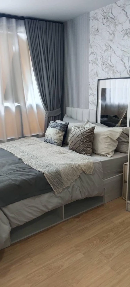 For rent: Atmoz Kanaal Rangsit, 2nd floor unit. Beautifully decorated with a stunning, coordinated theme. Fully furnished. Book now!