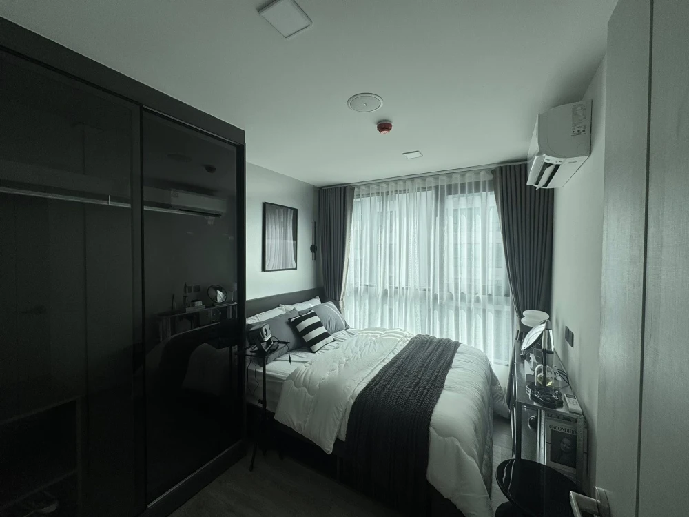 For rent: Atmoz Palacio Lat Phrao-Wang Hin, 5th floor, Building A, beautiful view, beautifully decorated room, fully functional. You will regret it if