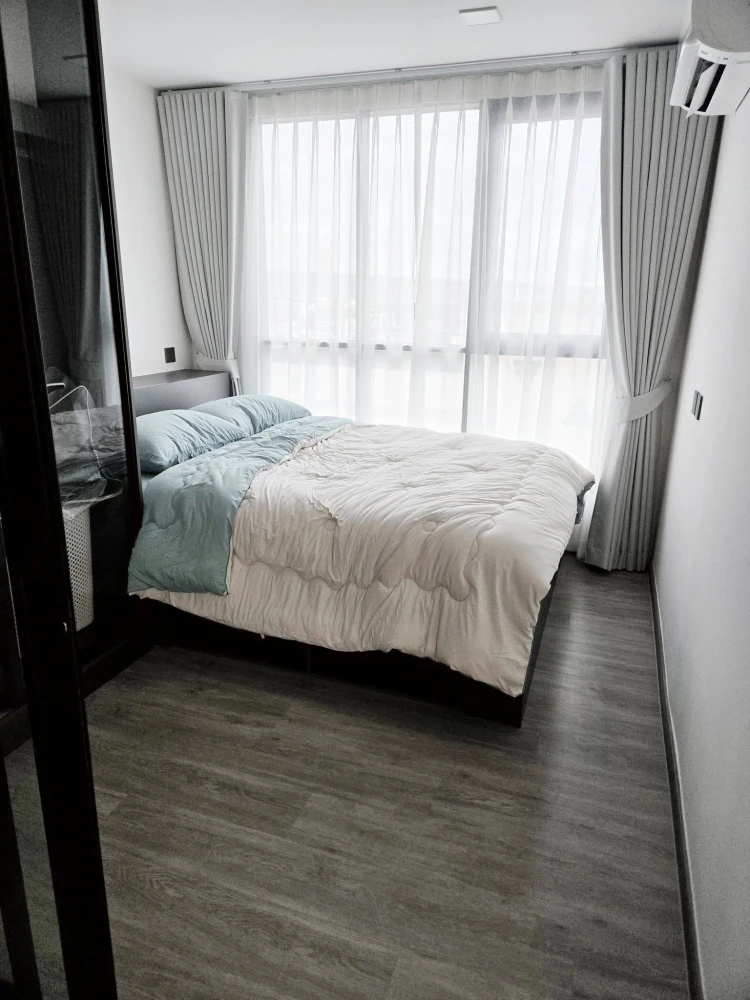 For rent atmoz palacio Lat Phrao-Wang Hin, 6th floor, Building B, corner room, quiet and private, first come first served.