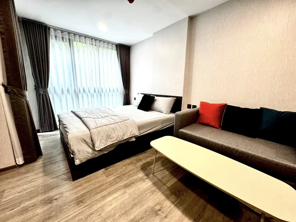 For rent: ATMOZ Palacio Ladprao-Wanghin. Fully furnished and ready to move in. Complete premium appliances. Don't miss out!