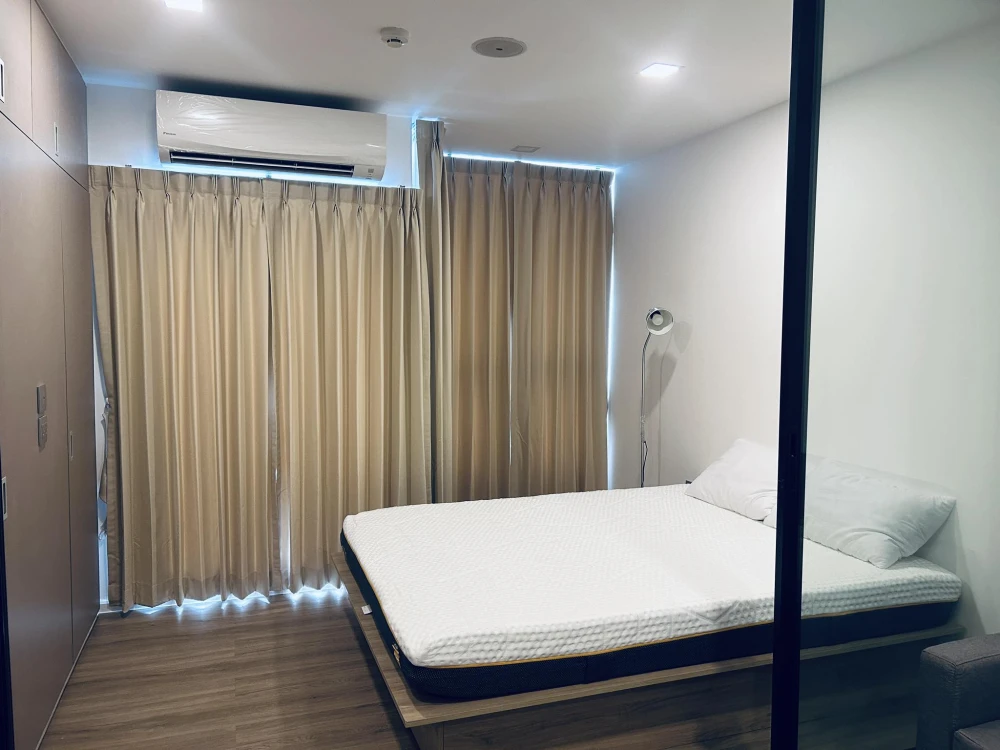 For rent: Atmoz Ratchada-Huaikwang, 1 bedroom, 1 bathroom, fully furnished, just bring your bags and move in.
