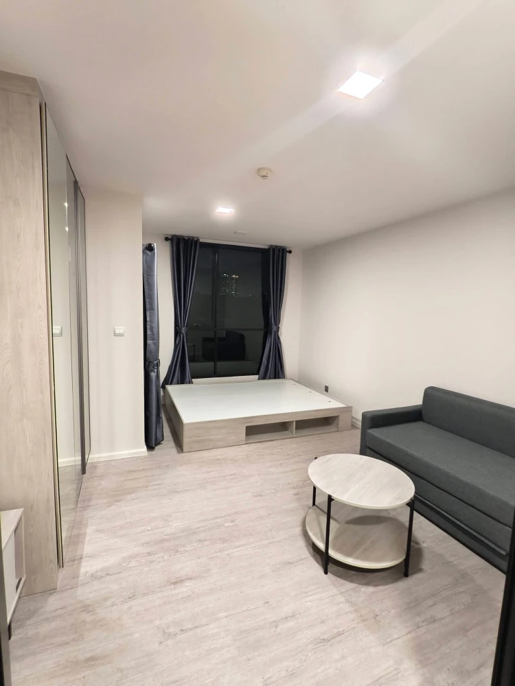 For rent: Atmoz Tropicana Bangna, 4th floor unit. Great location, convenient transportation, fully furnished. Don't miss out!