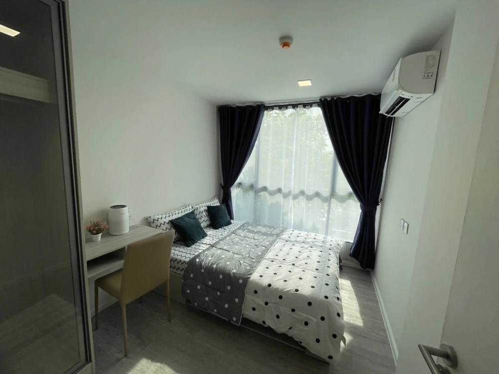 For rent: Atmoz Tropicana Bangna, Building C, 3rd floor, fully furnished with electrical appliances in the room, hurry up and grab it now!