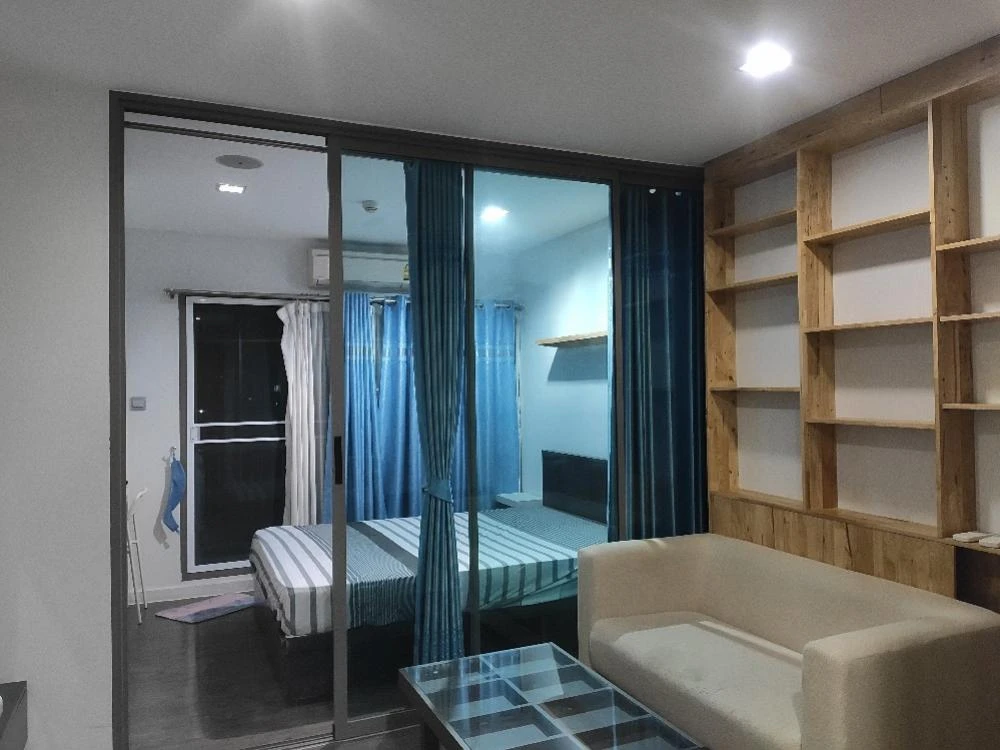 For rent: B Campus Prachachuen, 4th floor, partitioned room, fully furnished, ready to move in, reserve now.
