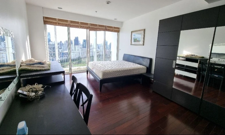 For rent: Baan Rajprasong, 26th floor, nice room, fully furnished, reserve now, don't miss out, hurry!