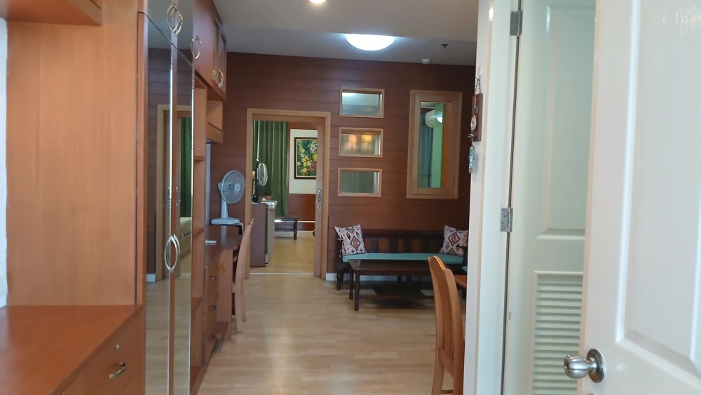 For rent: Baan Sathorn-Chaophraya, high floor, fully furnished, spacious and comfortable room. Reserve now, don't miss out+++