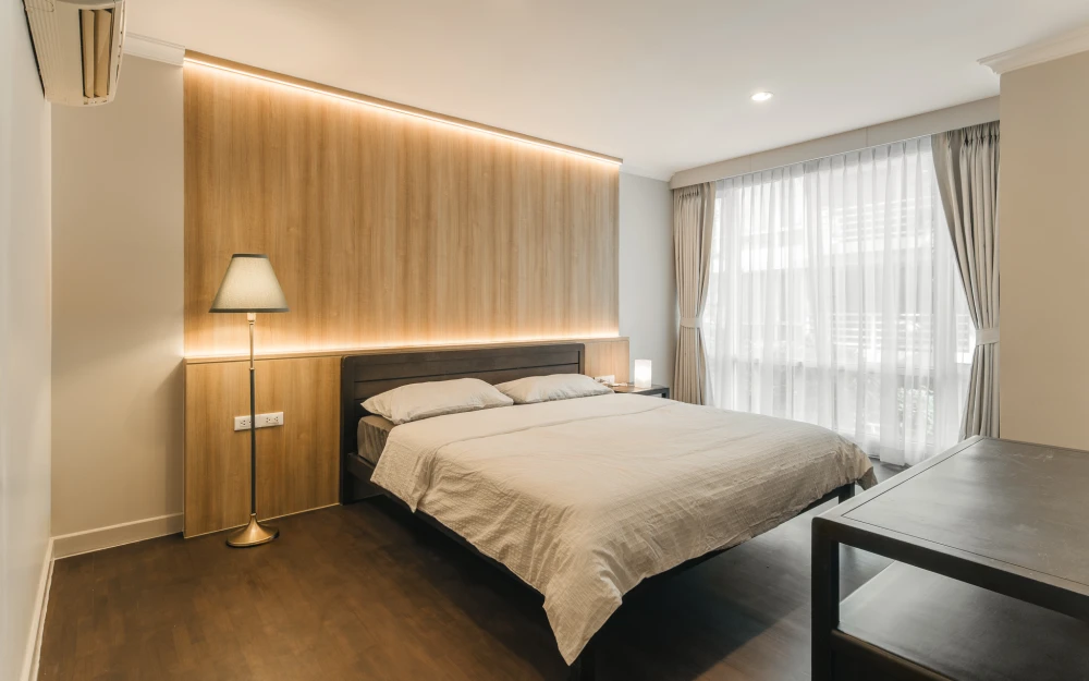 For rent: BAAN SIRI Sukhumvit Soi 10, 3rd floor, garden view, quiet and private, well-furnished, reserve now!