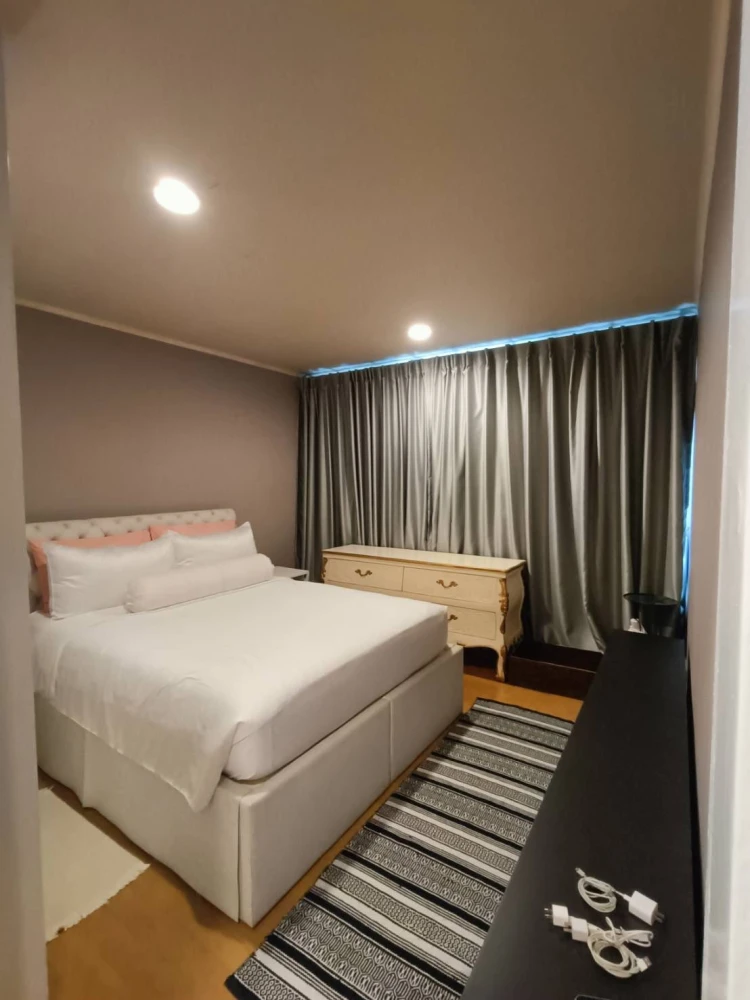 Baan Siri Ruedee for rent, spacious and comfortable room, fully furnished, reserve now, hurry!