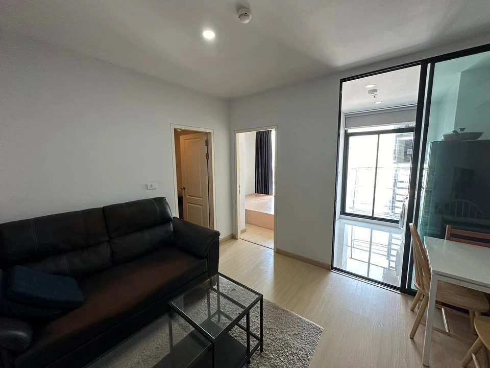 For rent Bangkok Horizon Sathorn-Narathiwat has simplicity in every design. It has complete facilities. Book now, don't wait.