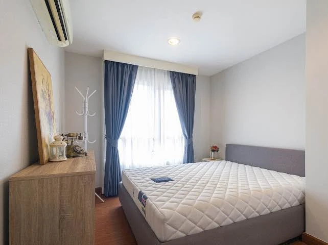 Belle Grand Rama 9 for rent, 18th floor, city view, spacious room, ready to move in, book now, don't miss out.