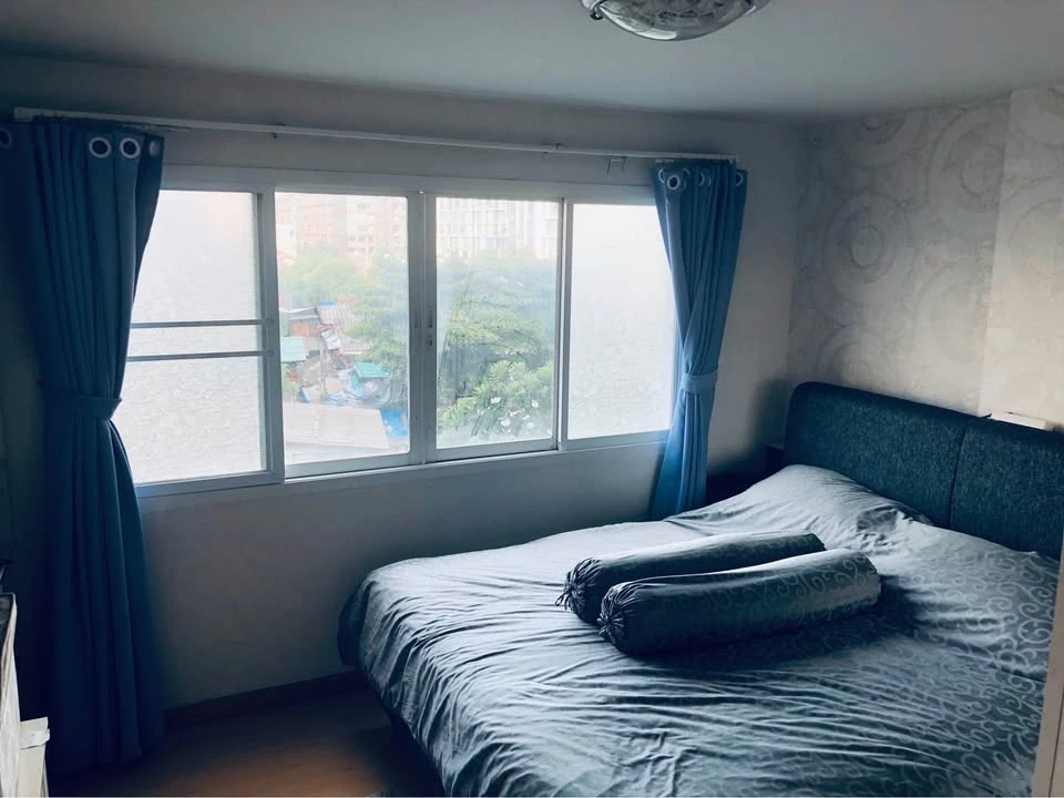 Boutique Ratchada 17 for rent. Ready to move in, fully furnished, spacious and comfortable rooms. Book now!