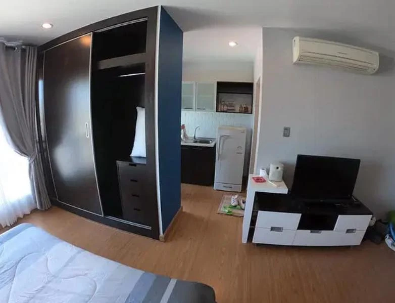 For rent: Bridge Phaholyothin 37, a nice room on the 3rd floor, good location, convenient transportation, fully furnished. Reserve now!