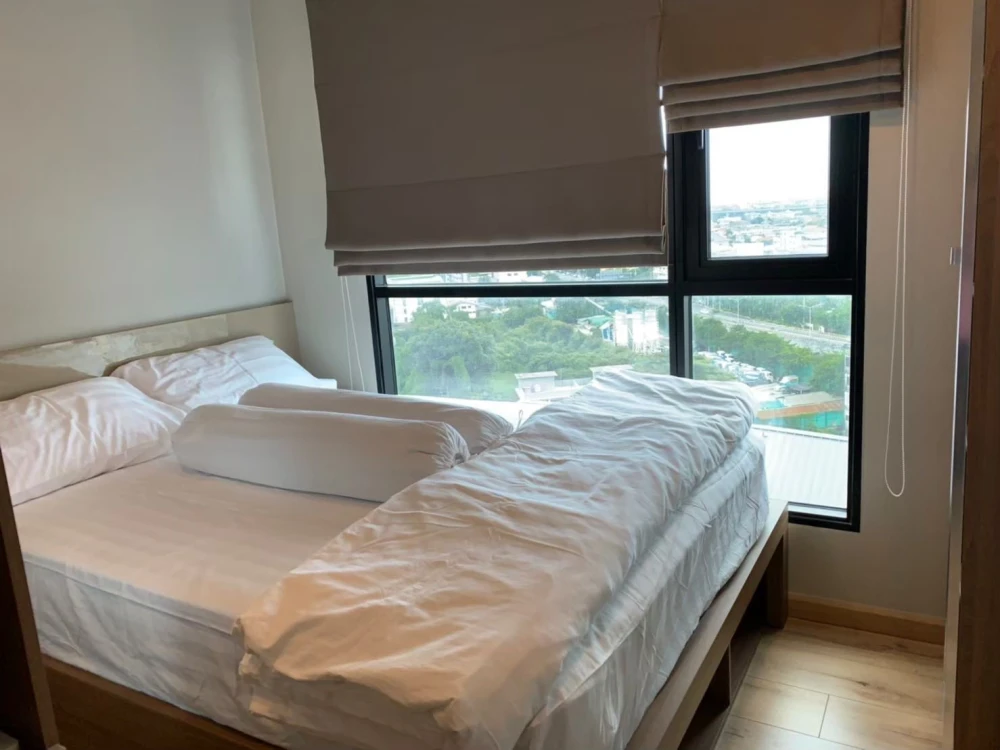 BRIX Condominium for rent. Built-in SB furniture, beautiful view, fully equipped with appliances. You definitely need to book this one!