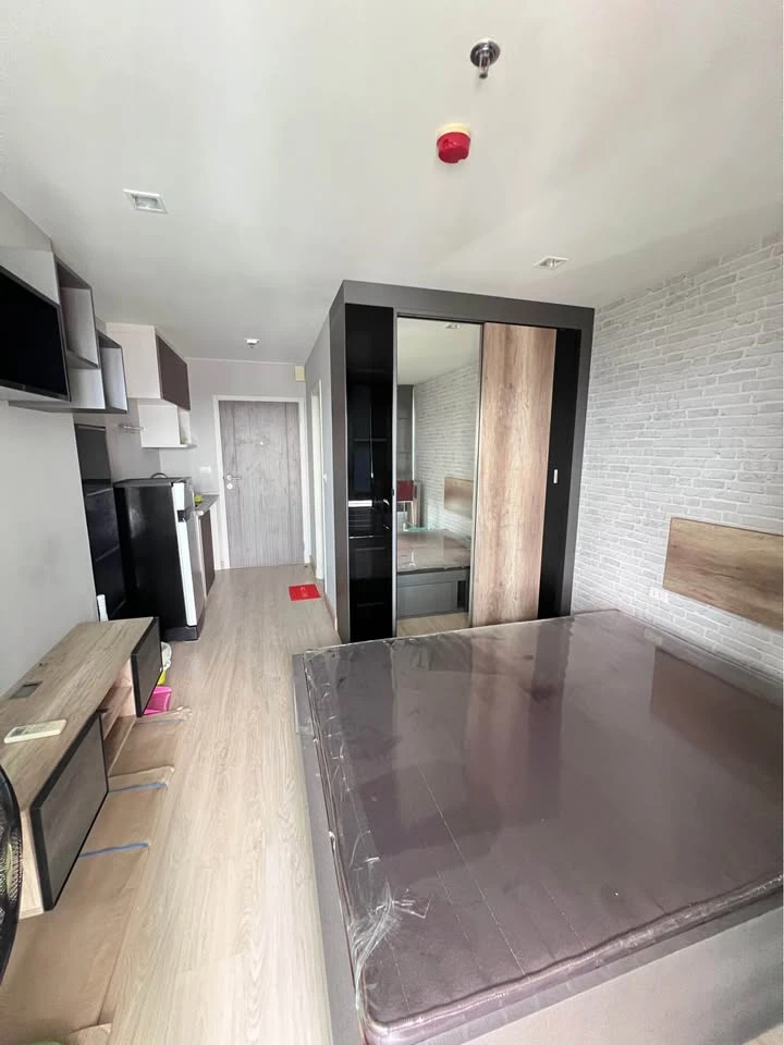 For rent CASA Condo Bangyai, ready to move in, 24th floor, city view, great price, book now, don't wait.