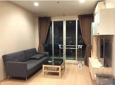 For rent: Casa Condo Ratchada-Ratchaphruek, quiet corner unit with no units above, spacious L-shaped view. Book now!