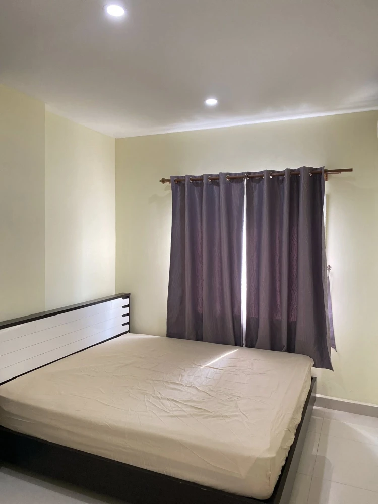 CC Condominium for rent, 2nd floor, unit 4, pool view. Fully furnished with appliances. Move in now! Don't wait!