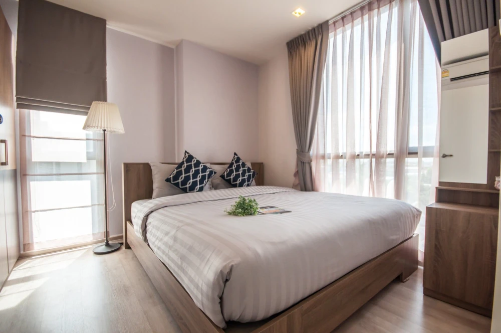 For rent: Chambers Chaan Ladprao-Wanghin, corner room, not crowded, lots of usable space, nice wallpaper, reserve now!