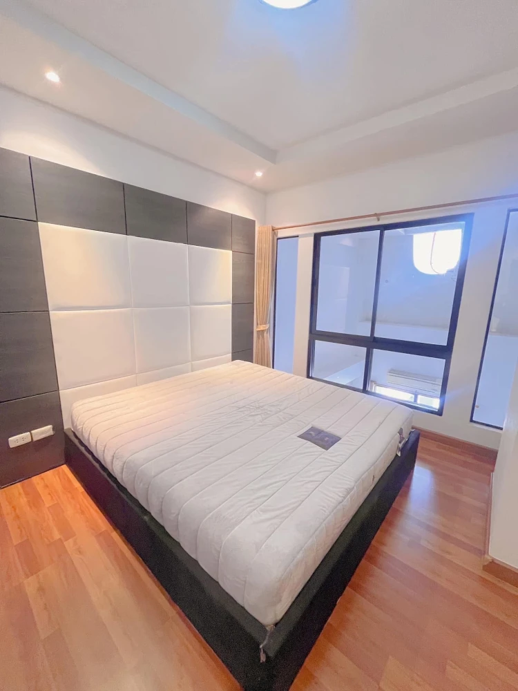 For rent: Champs Elysees Tiwanon, a lovely apartment fully furnished in a great location with convenient transportation. Book now!