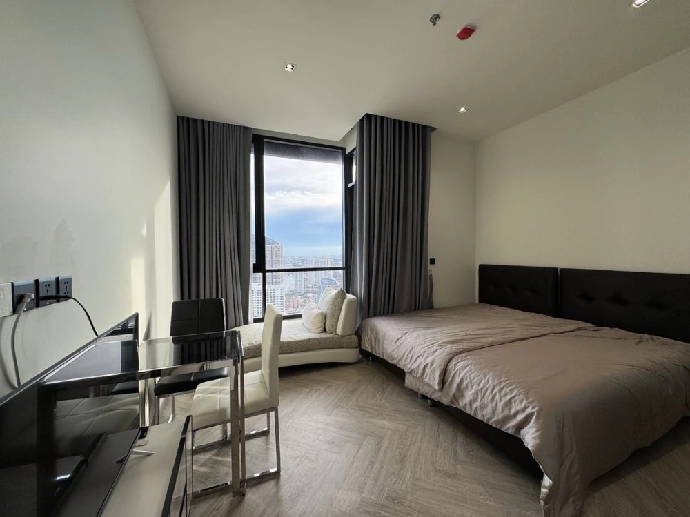 For rent: Chapter Charoennakhon-Riverside, 42nd floor, pine tree view, fully furnished, ready to move in
