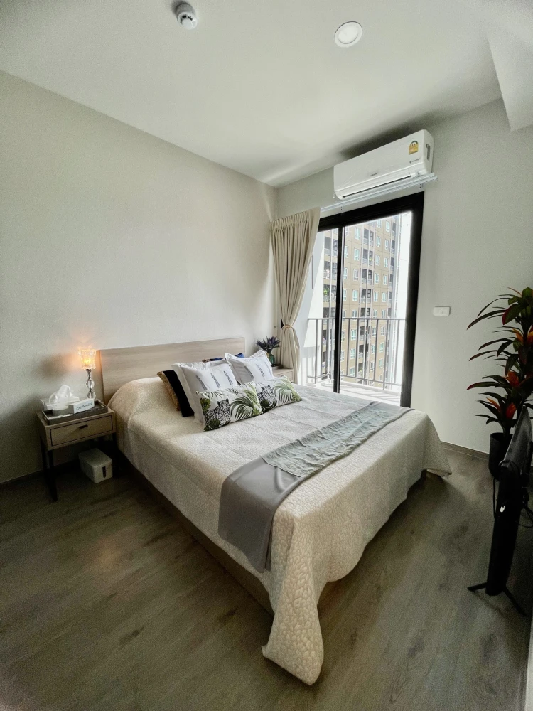 For rent: Chapter One Flow Bangpo. Features a Chao Phraya River view and comes fully furnished—a truly inviting place to live. Book now—don’t wait!