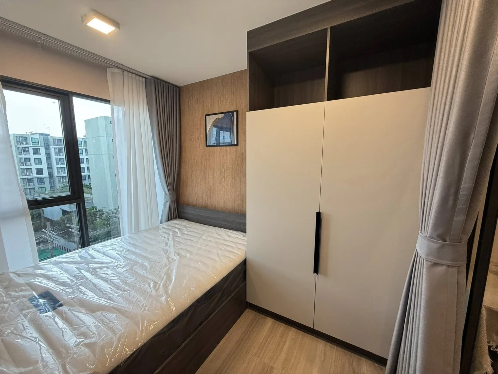 For rent: Chapter One More Kaset, north-facing unit with unobstructed view. High-quality furniture throughout. Don't miss out!