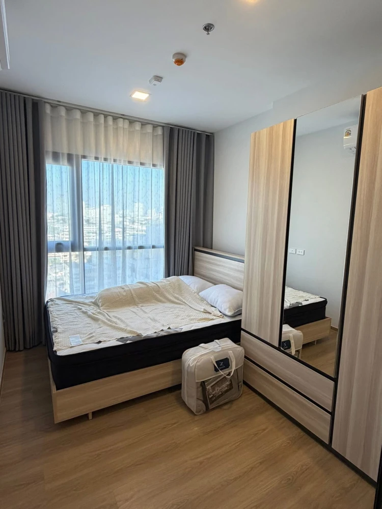 For rent: Chapter One Spark Charan, a modern-style condo on the 9th floor (auspicious number), north-facing, with good ventilation and a comfortable t