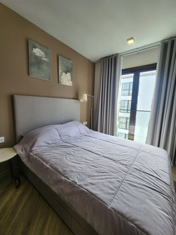 For rent: Chapter Thonglor 25, 6th floor, corner unit, pool view, fully furnished, very livable. Book now!