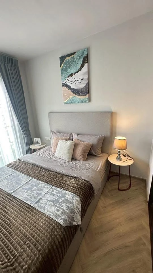 Chapter Thonglor 25 for rent, 1 bedroom, 1 bathroom, beautifully decorated, good location, fully furnished, reserve now.