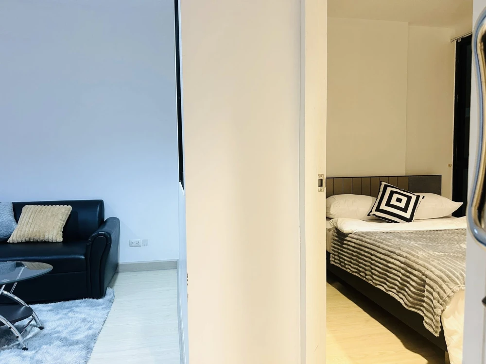 For rent: Chateau In Town Sukhumvit 62/1, 3rd floor, fully furnished, very livable. Book now!