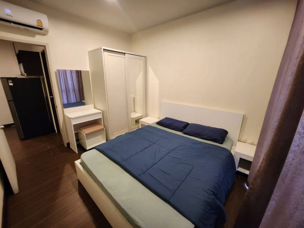 Chewathai Ramkhamhaeng condo for rent: Fully furnished and equipped with appliances. Convenient location, ready to move in.