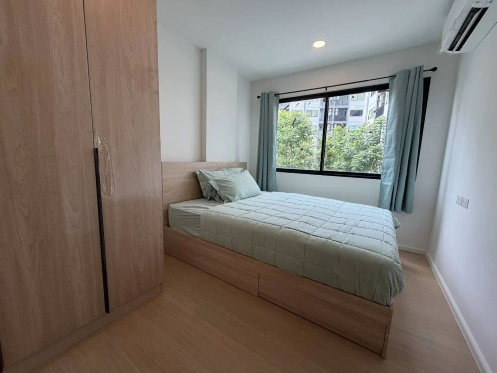 For rent: Chewathai Hallmark Ekkamai - Raminthra, 1 bedroom, 1 bathroom. Great location, fully furnished. Book now!