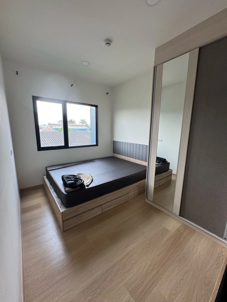 For rent: Chewathai Hallmark Ladprao-Chokchai 4, 3rd floor, fully furnished, nice room, reserve now.