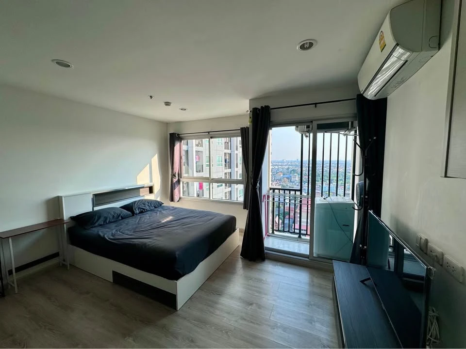For rent: Chewathai Phetkasem 27, 20th floor, pool and city view, fully furnished. Book now!