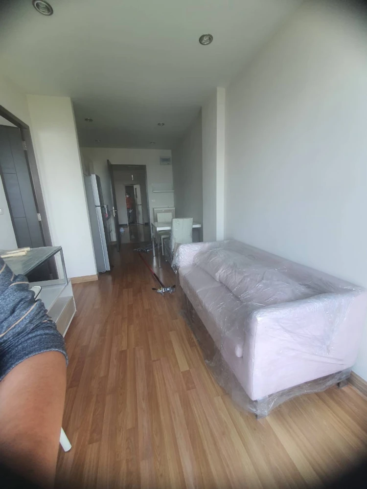 For sale: Chrisma Ramintra, 6th floor. A lovely, fully furnished unit. Book now!