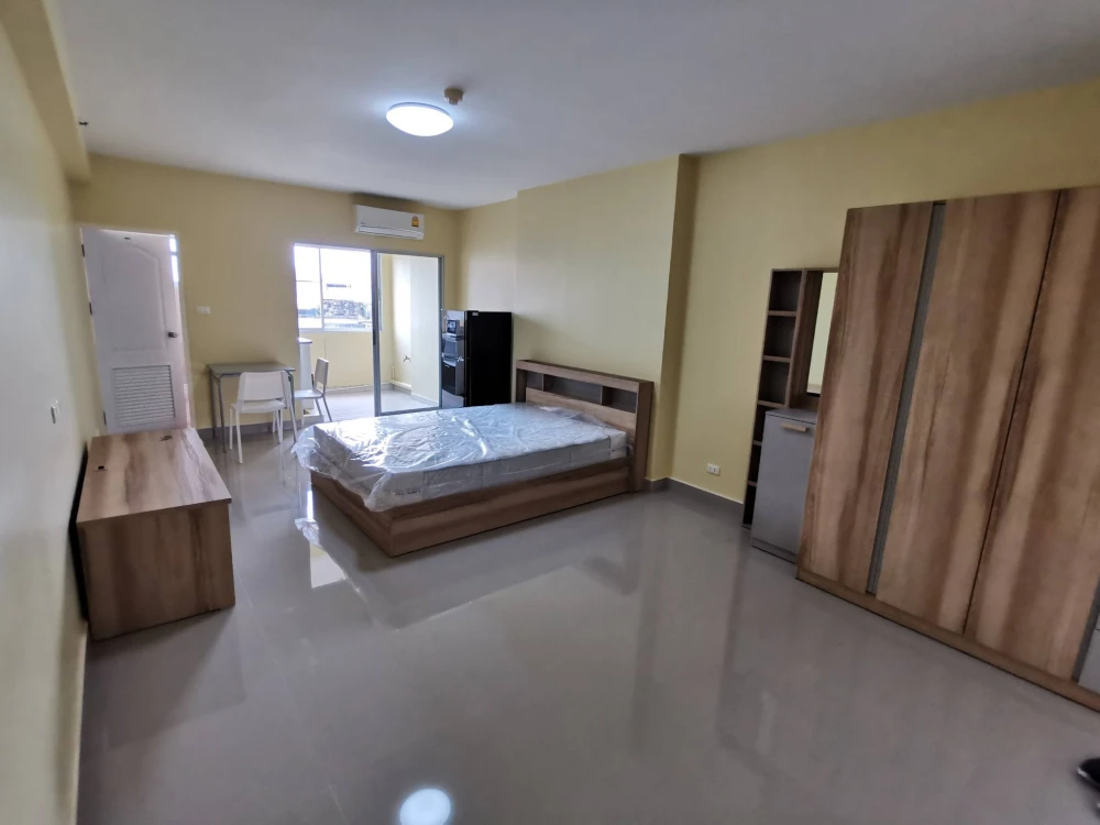 City Home Sukhumvit 101 for rent. Spacious rooms with ample living space at an amazing price. Book now! Don't miss out!