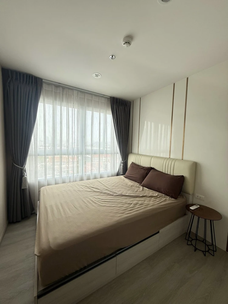 Condo for rent: Ideo Charan 70 - Riverview, high floor unit, very livable, fully furnished. Book now!
