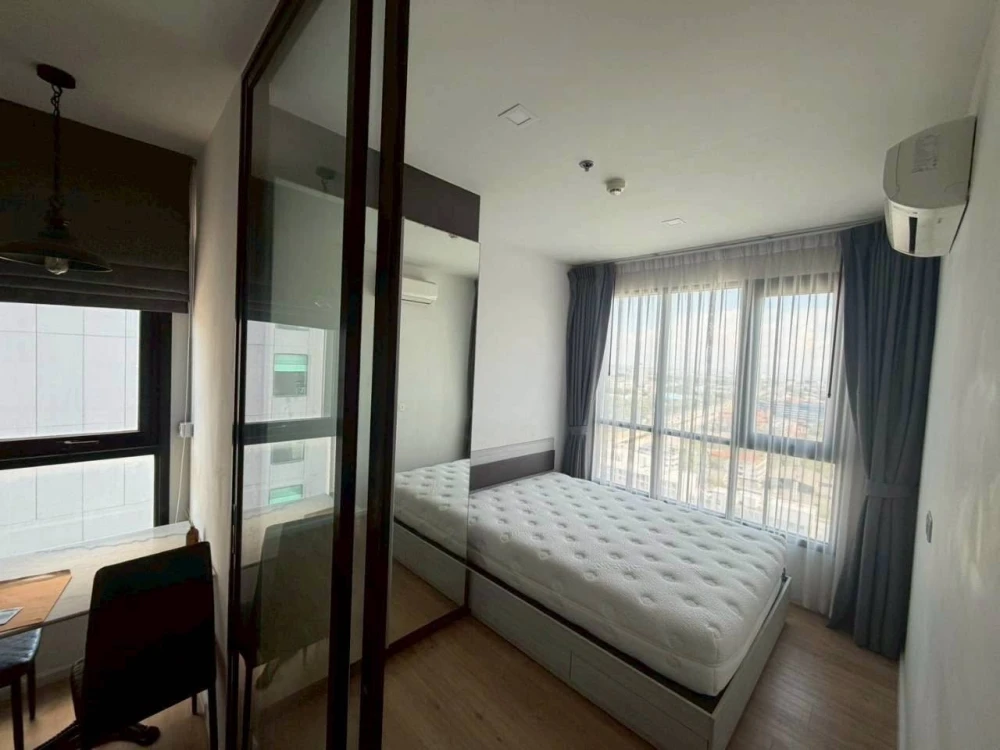 Condo for rent: Notting Hill Leamchabang, high floor unit, fully furnished. Book now!