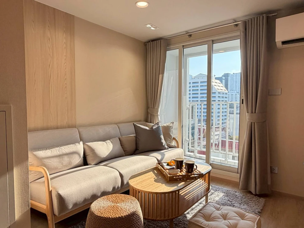 For rent: Culture Chula apartment, featuring cozy built-in furnishings and a relaxing Japanese-style atmosphere. Book now to secure your unit!
