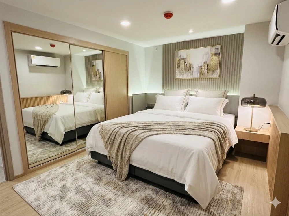 For rent: Culture Chula apartment, modern classic decor, stunning city view. Don't miss out!