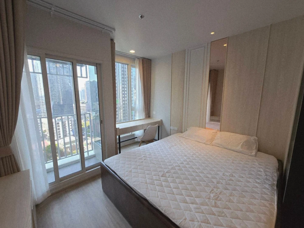 For rent: Culture Thonglor, 16th floor. Nice, fully furnished unit. Book now, don't wait!