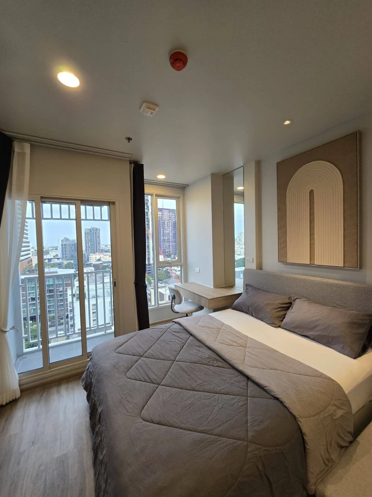 For rent: Culture Thonglor, studio room with high-quality built-in furniture and complete appliances. Book now!